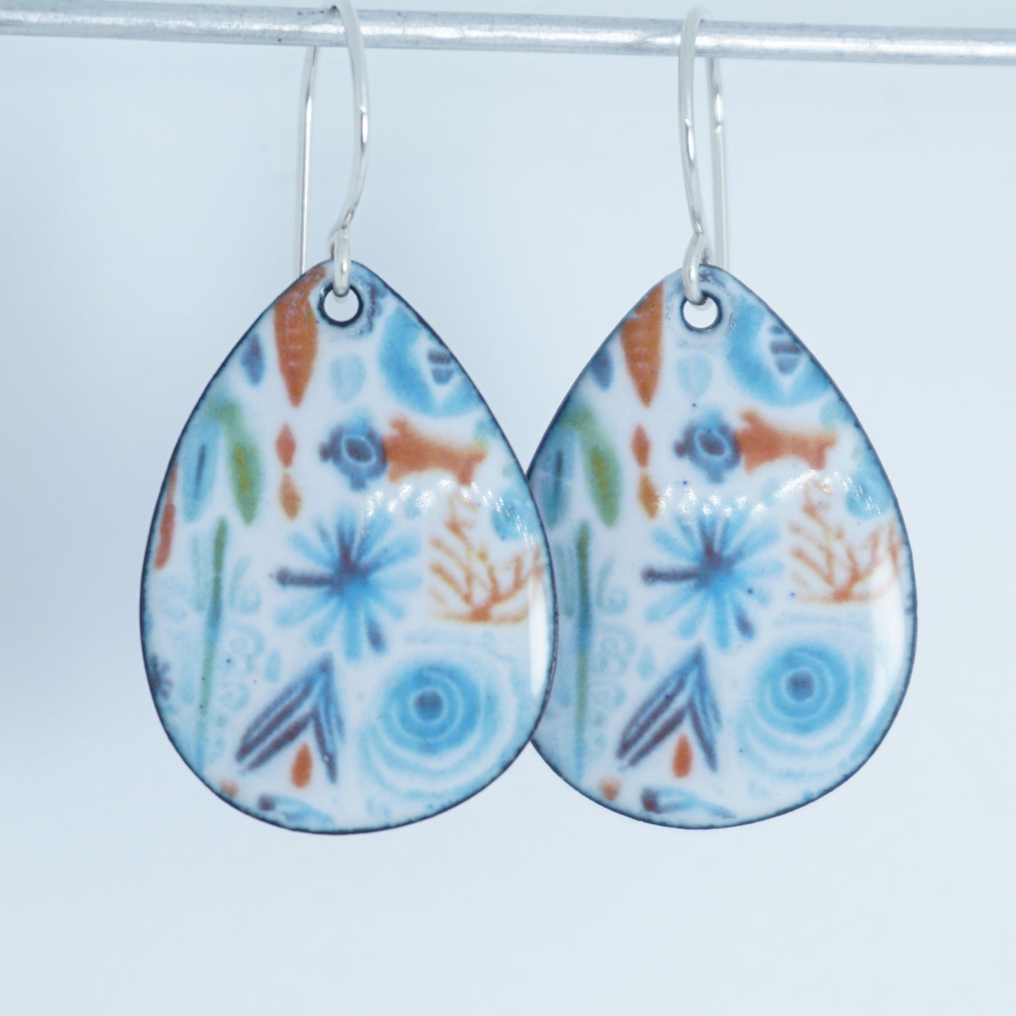 Retro Polynesian Print Enamel Teardrop Earrings