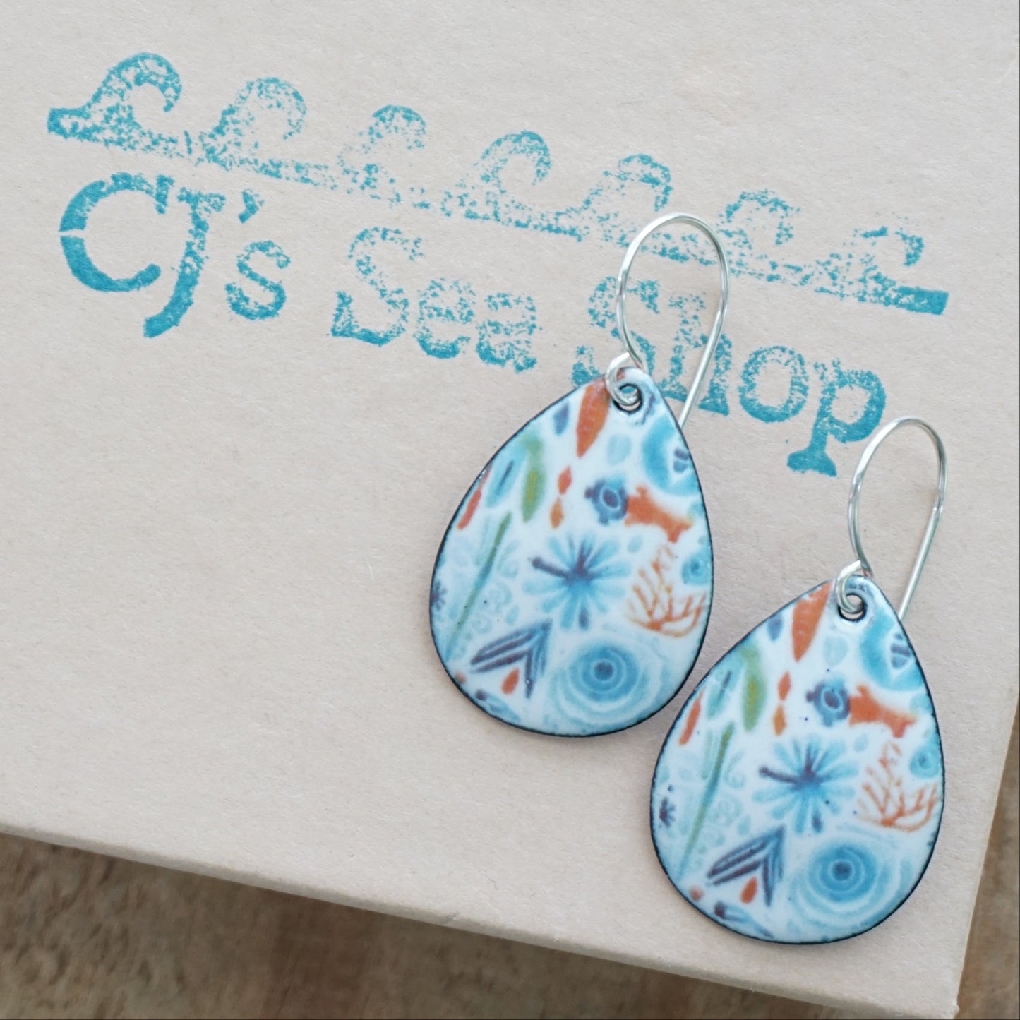 Retro Polynesian Print Enamel Teardrop Earrings