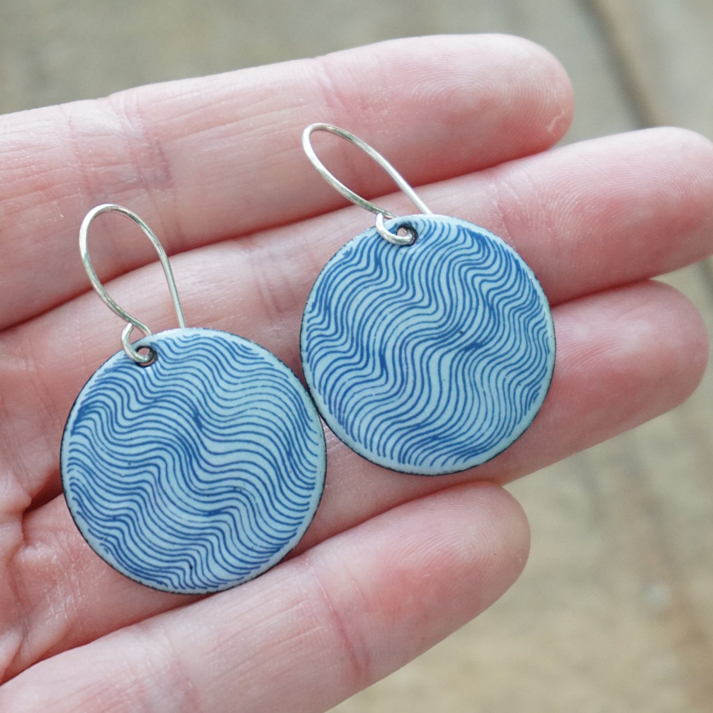 Blue Wavy Line Accents on Light Periwinkle Enamel Disc Earrings