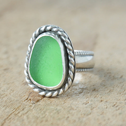 Size 6 Kelly Green Sea Glass Statement Ring