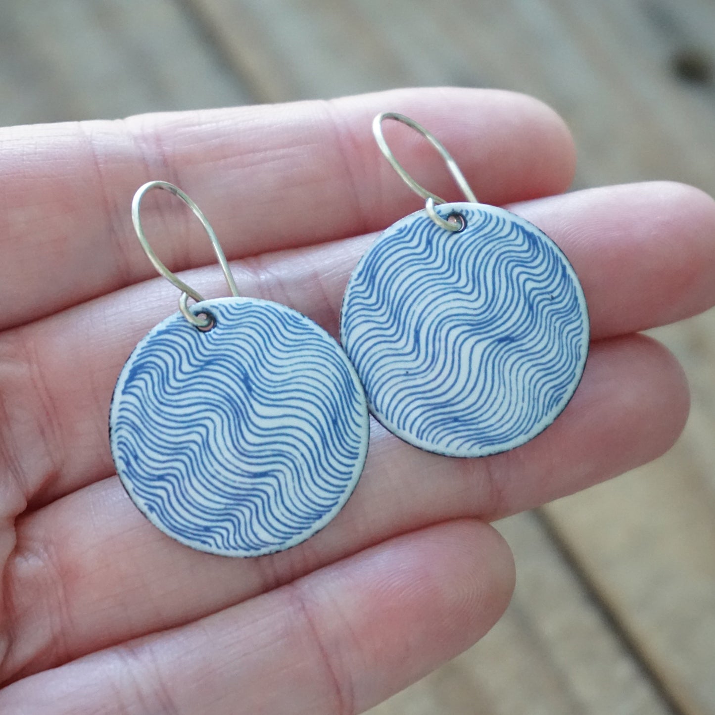 Blue Wavy Line Accents on Light Periwinkle Enamel Disc Earrings