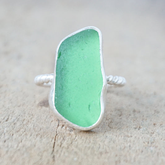 Size 5 1/2 Kelly Green Sea Glass Stacking Ring