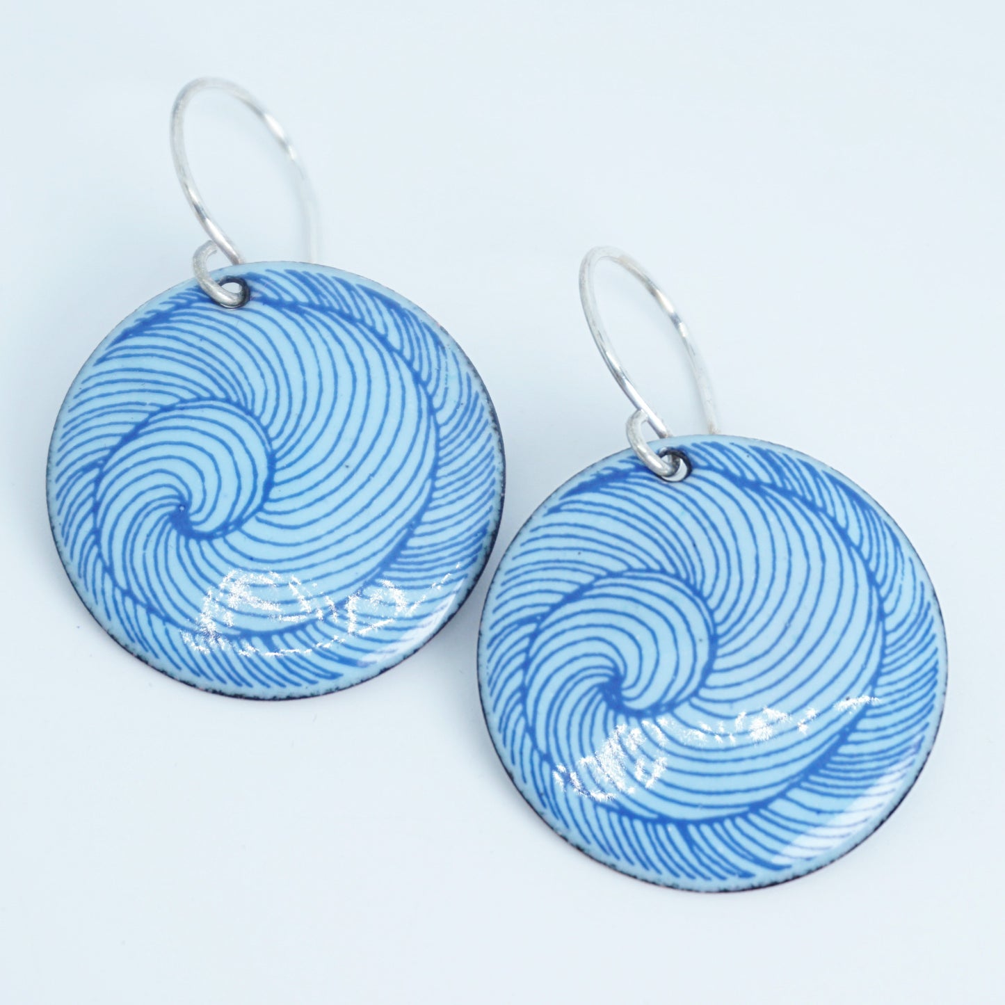 Blue Swirl Accents on Light Periwinkle Enamel Disc Earrings