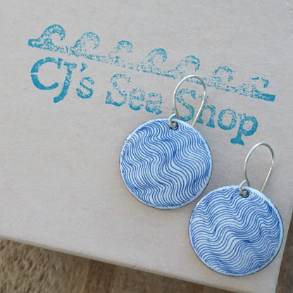 Blue Wavy Line Accents on Light Periwinkle Enamel Disc Earrings