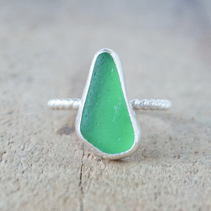 Size 9 1/4 Kelly Green Sea Glass Stacking Ring