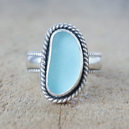 Size 8 1/2 Light Teal Blue Green Sea Glass Statement Ring