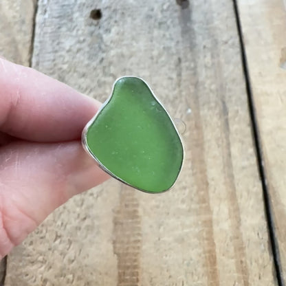 CLEARANCE Size 7 1/2 Kelly Green Sea Glass Ring