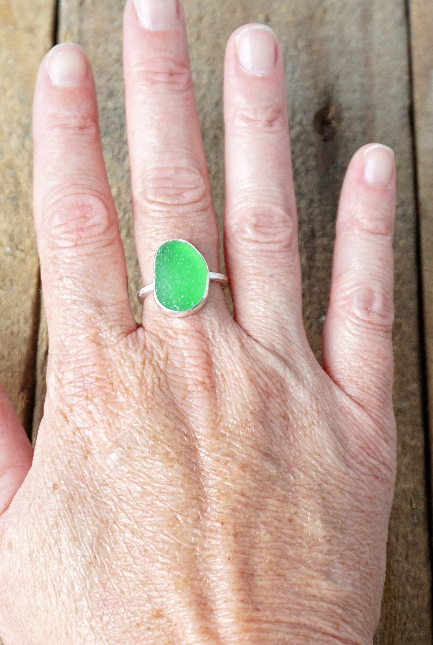 Size 8 3/4 Kelly Green Sea Glass Stacking Ring - Genuine Sea Glass, Natural Sea Glass, Beach Glass Jewelry, Stacking Jewelry Ring, Stacker